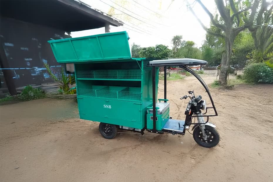 Bhavi Bhavi Food Van