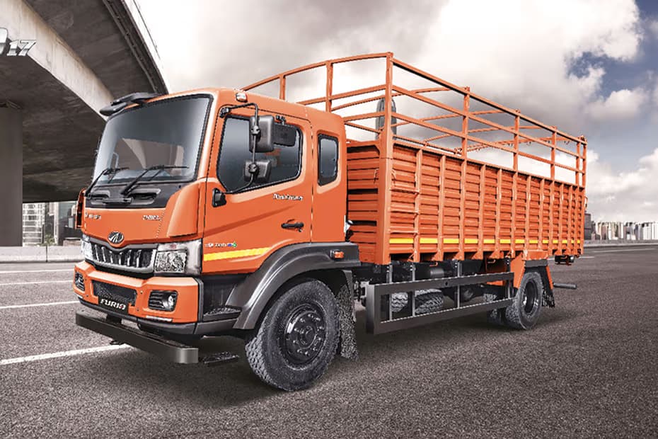 Mahindra Mahindra Furio 17