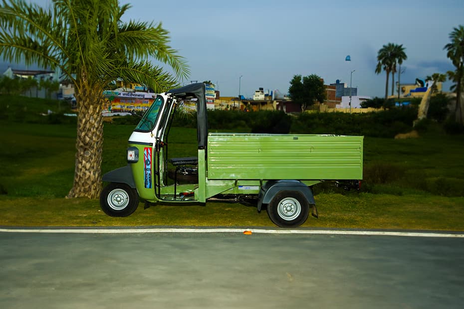 Om Balajee Automobile Om Balajee Automobile L5 Loader