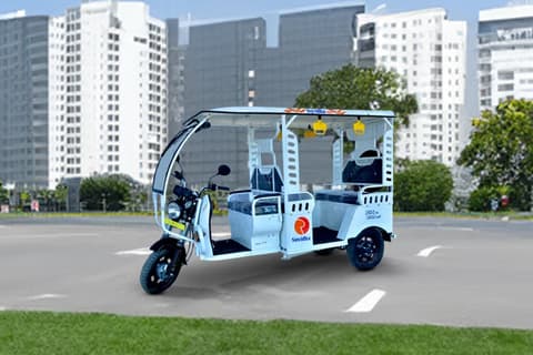Om Raj Autotech Om Raj Autotech Battery E Rickshaw